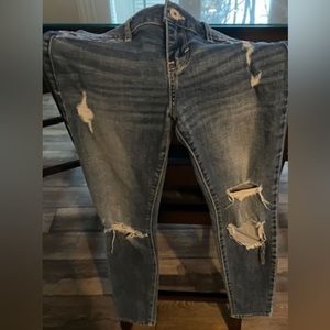 Junior size 14 American Eagle skinny jeans